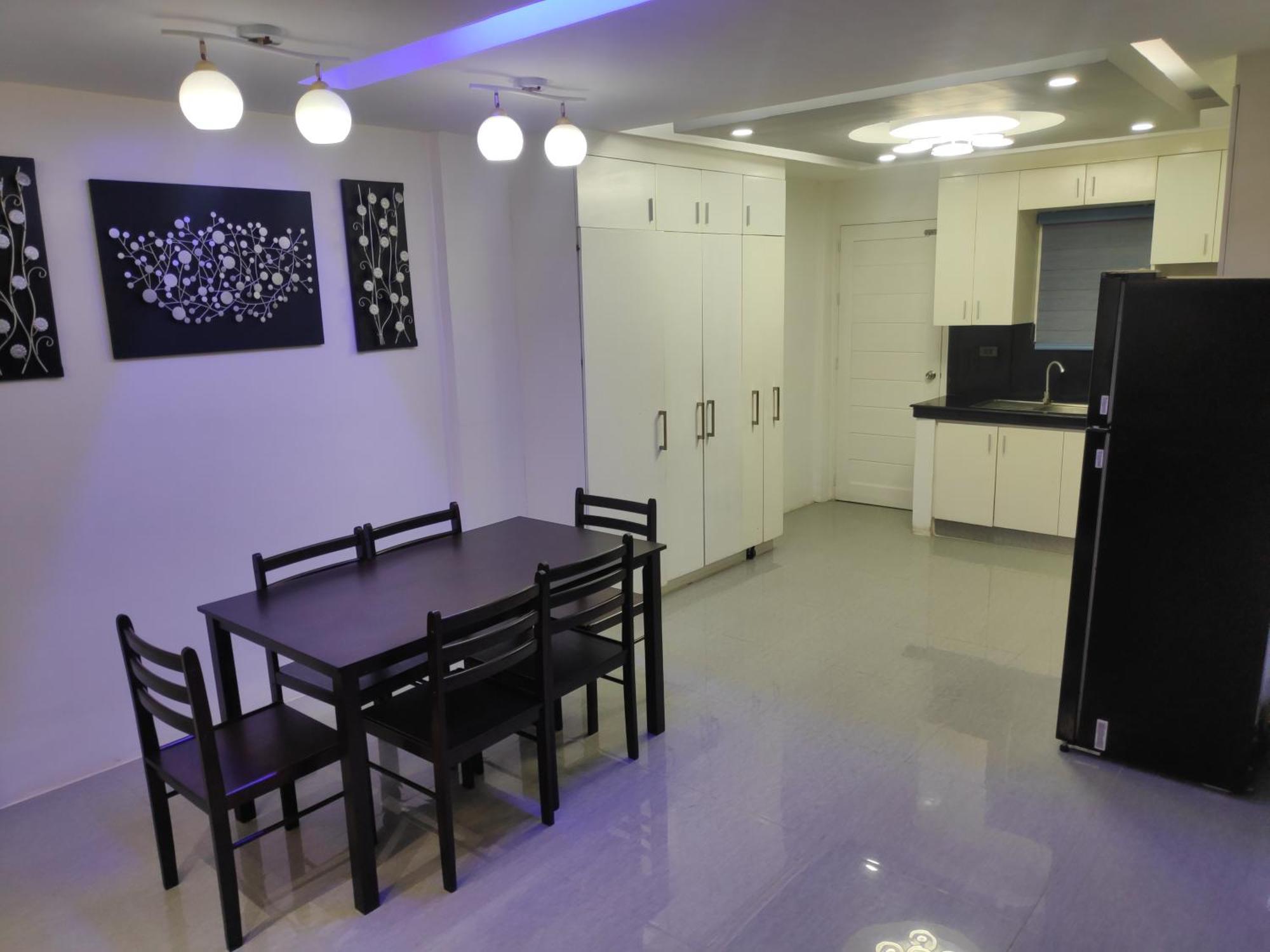 Tagaytay Staycation By Naya And Darla W Free Swimming Pool, Wifi & Netflix Tagaytay City Exteriér fotografie