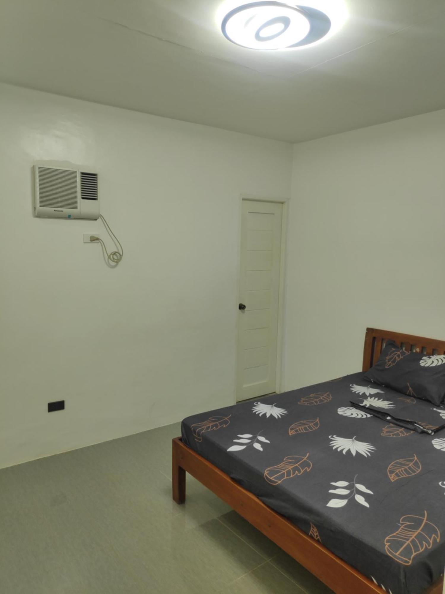Tagaytay Staycation By Naya And Darla W Free Swimming Pool, Wifi & Netflix Tagaytay City Exteriér fotografie