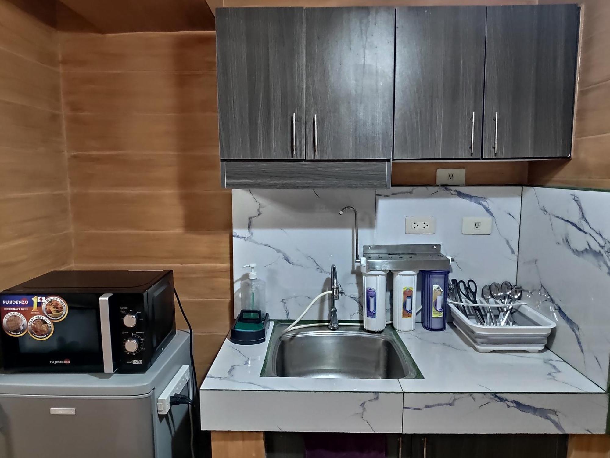 Tagaytay Staycation By Naya And Darla W Free Swimming Pool, Wifi & Netflix Tagaytay City Exteriér fotografie